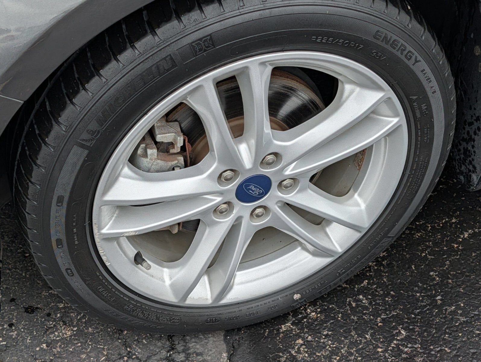 Used 2018 Ford Fusion S FWD image 16