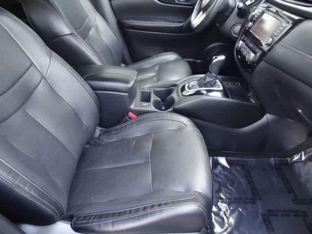 Used 2020 Nissan Rogue SL FWD image 14