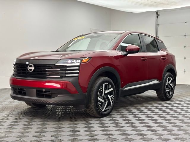 Used 2025 Nissan Kicks SV image 2