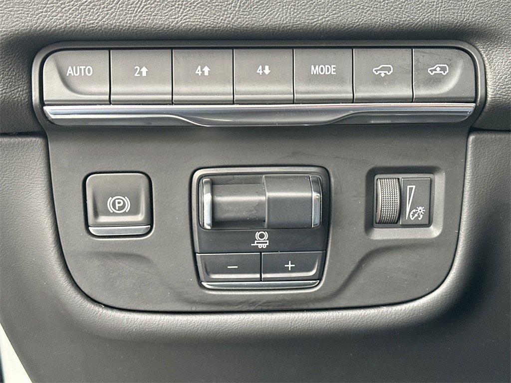 Certified 2025 Cadillac Escalade Sport w/ Touring Package image 36