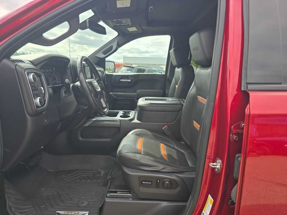Used 2020 GMC Sierra 1500 AT4 w/ AT4 Premium Package AWD/4WD image 9