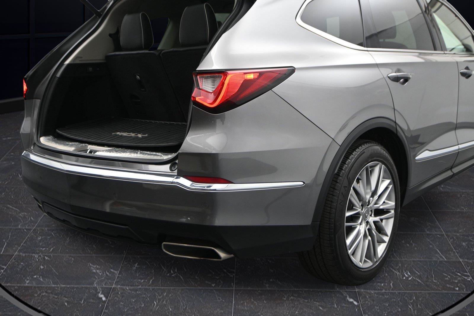 Certified 2023 Acura MDX w/ Advance Package AWD/4WD image 13