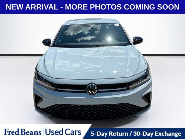 Used 2026 Volkswagen Jetta Sport FWD image 2