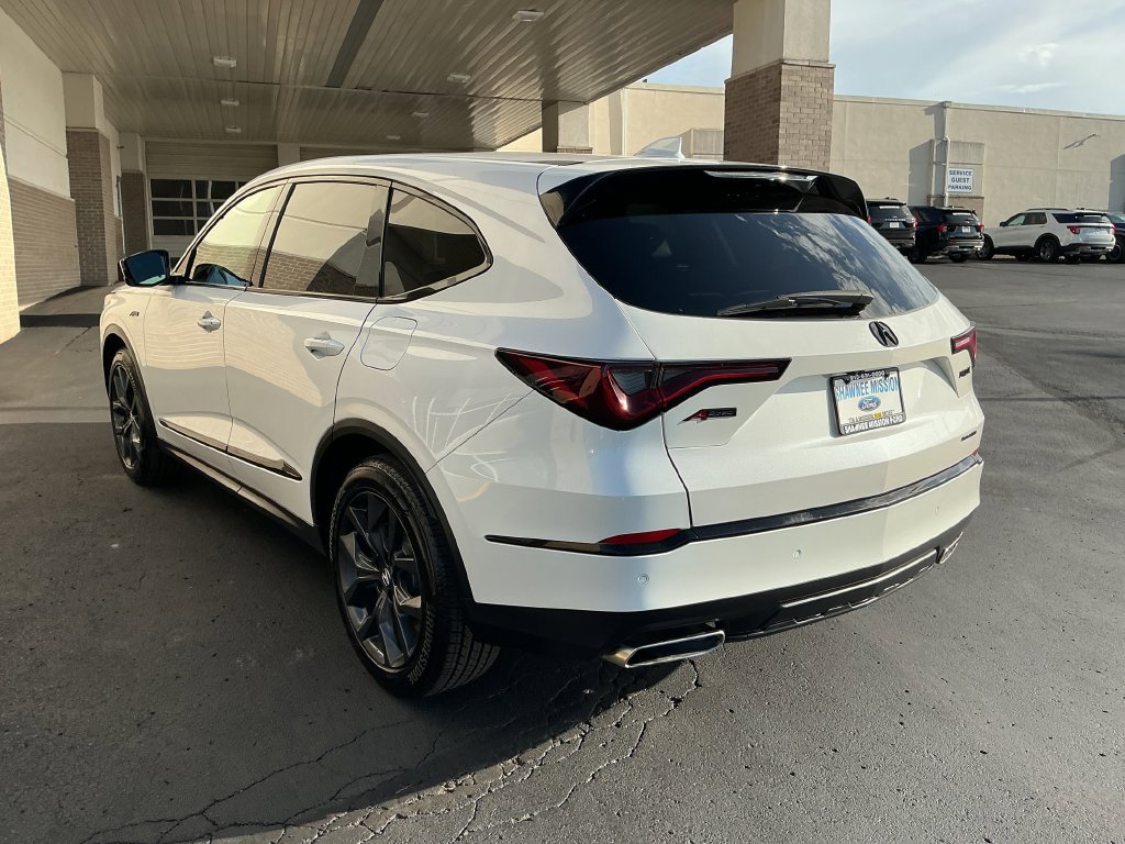 Used 2023 Acura MDX A-Spec AWD/4WD image 4