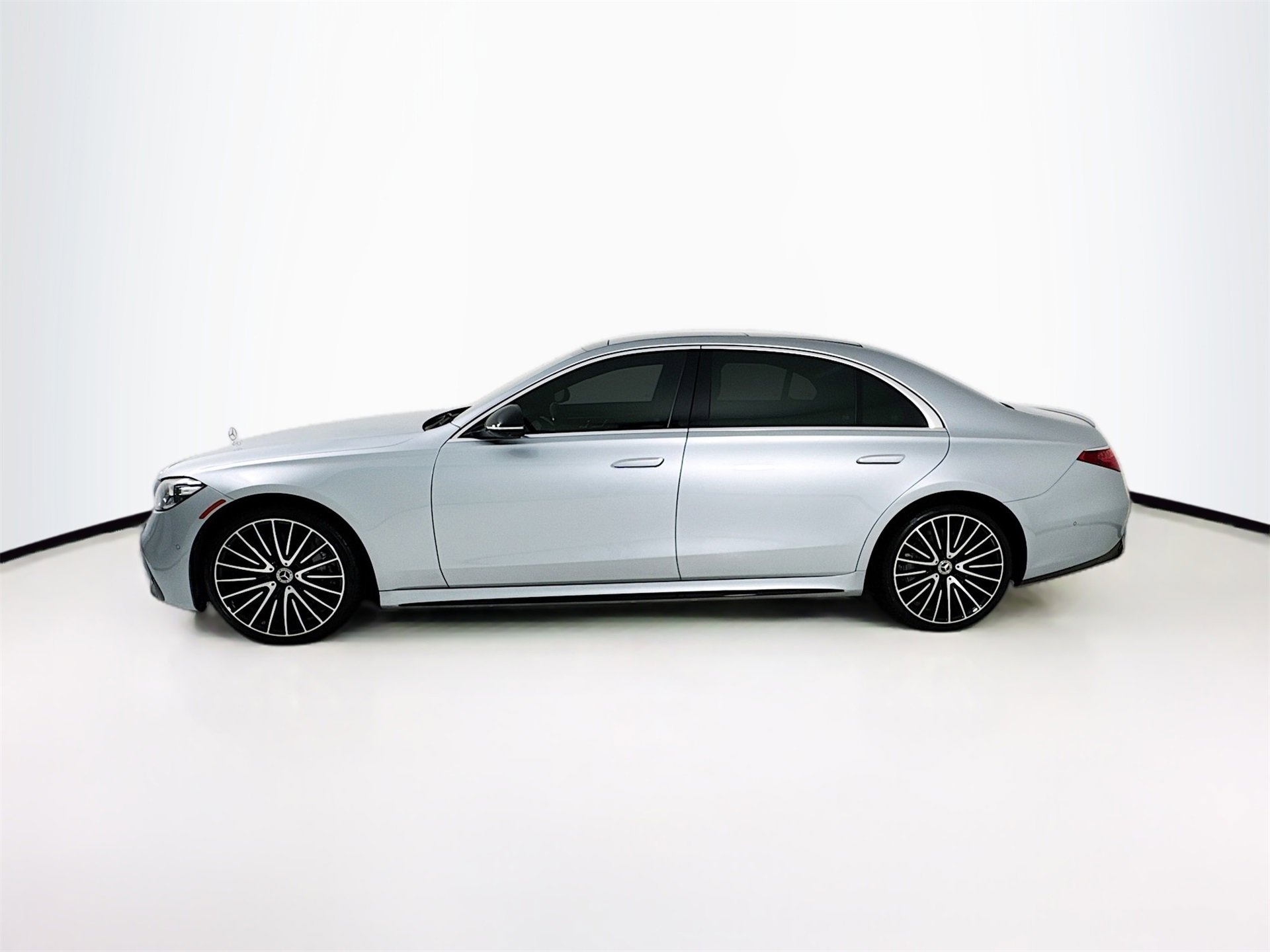 Certified 2022 Mercedes-Benz S 500 4MATIC image 5