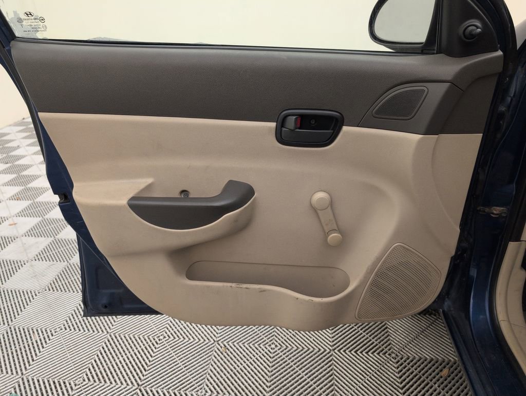 Used 2007 Hyundai Accent GLS FWD image 26