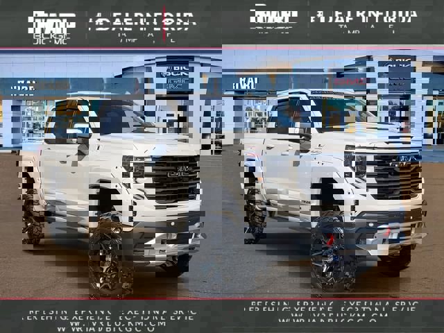 New 2026 GMC Sierra 1500 AT4 w/ Technology Package