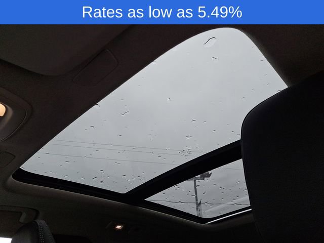 Certified 2023 Volvo XC40 B5 Plus w/ Climate Package image 17