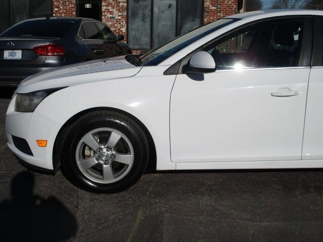 Used 2014 Chevrolet Cruze LT FWD image 13