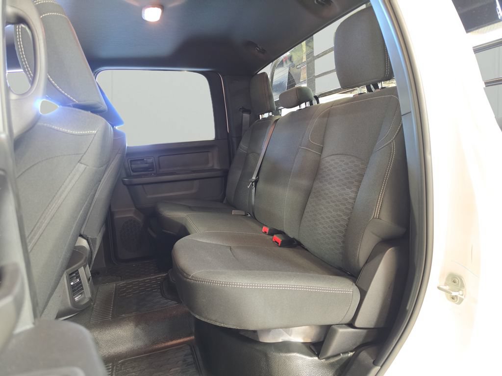 New 2026 RAM 5500 Tradesman w/ Chrome Appearance Group AWD/4WD image 11