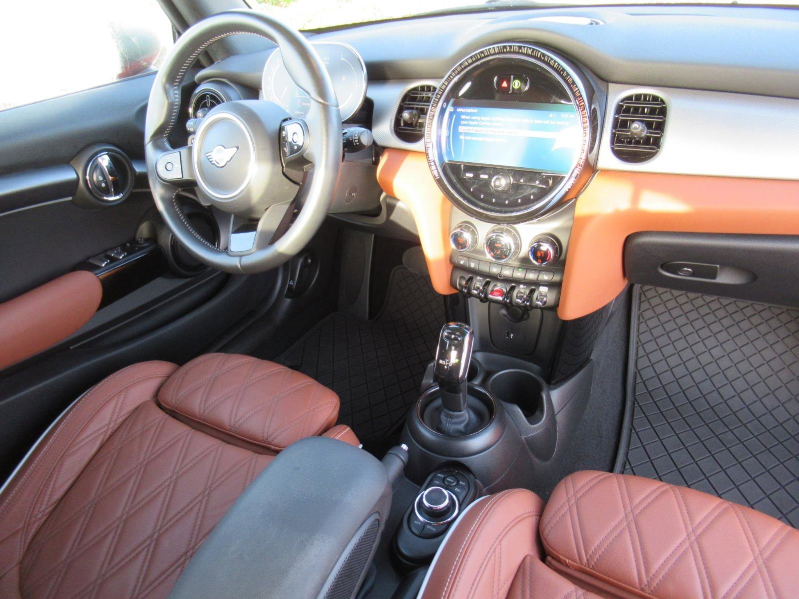 Used 2023 MINI Cooper S w/ Signature Upholstery Package image 11