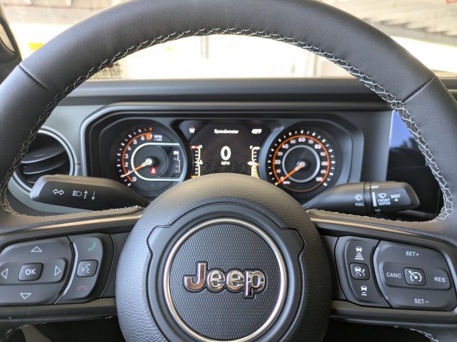 New 2026 Jeep Gladiator Mojave AWD/4WD image 32