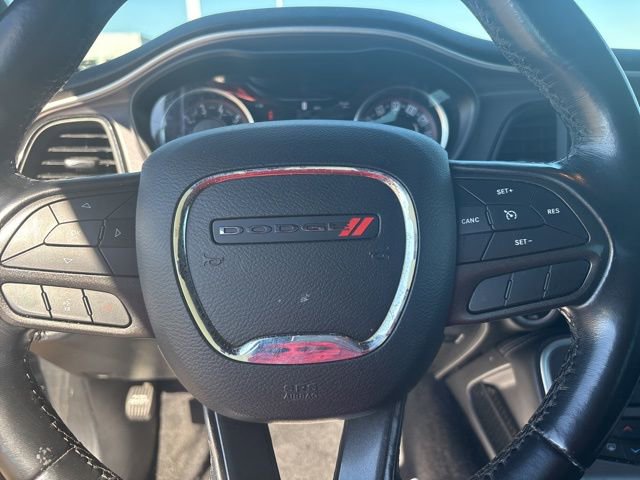 Used 2021 Dodge Challenger SXT image 13