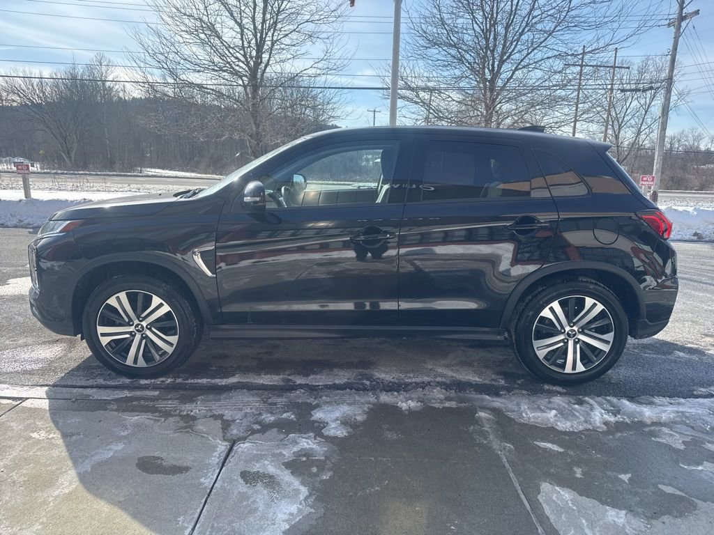 Used 2024 Mitsubishi Outlander Sport SE image 4