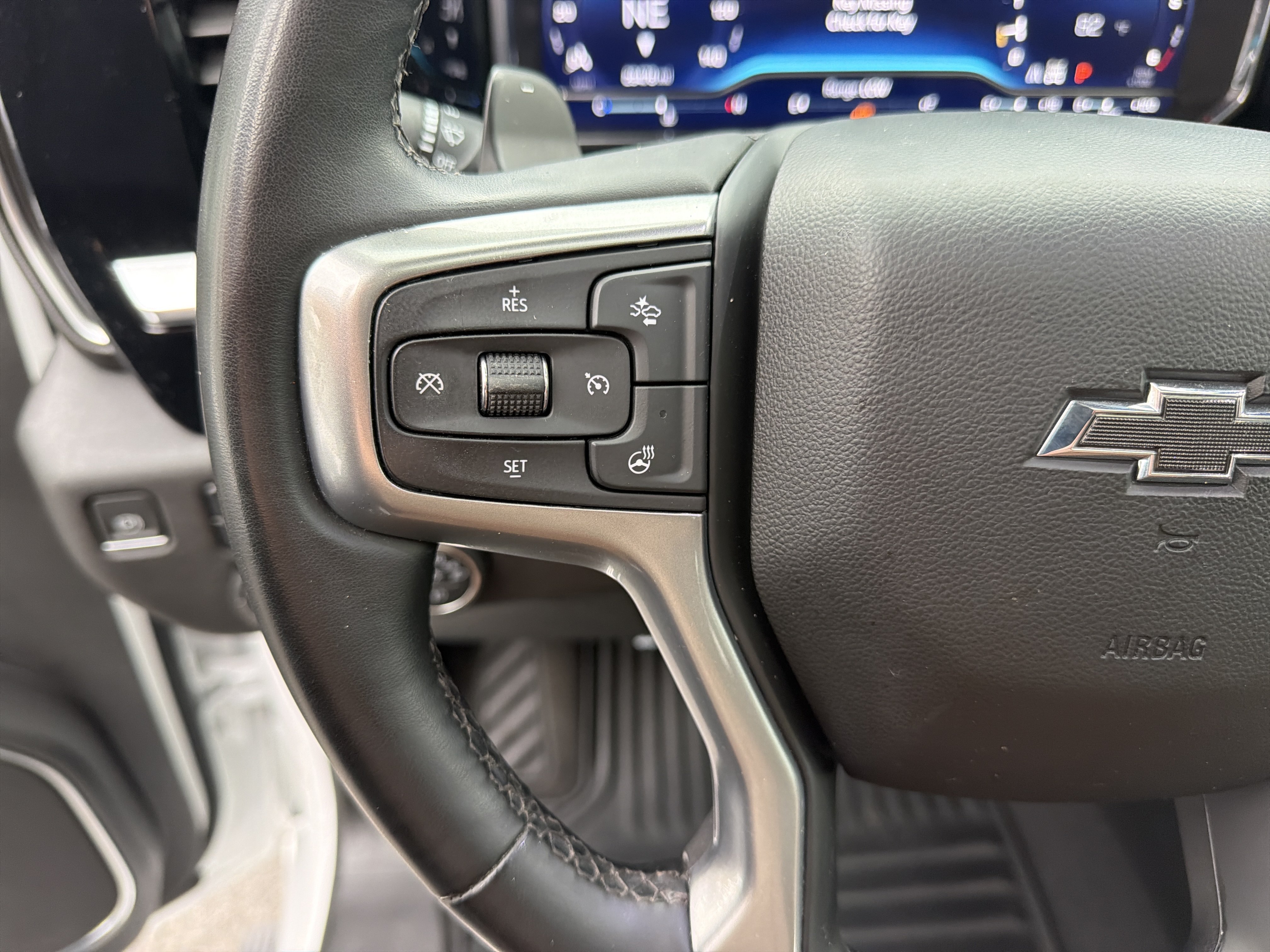 Used 2024 Chevrolet Silverado 1500 RST w/ Convenience Package II AWD/4WD image 19