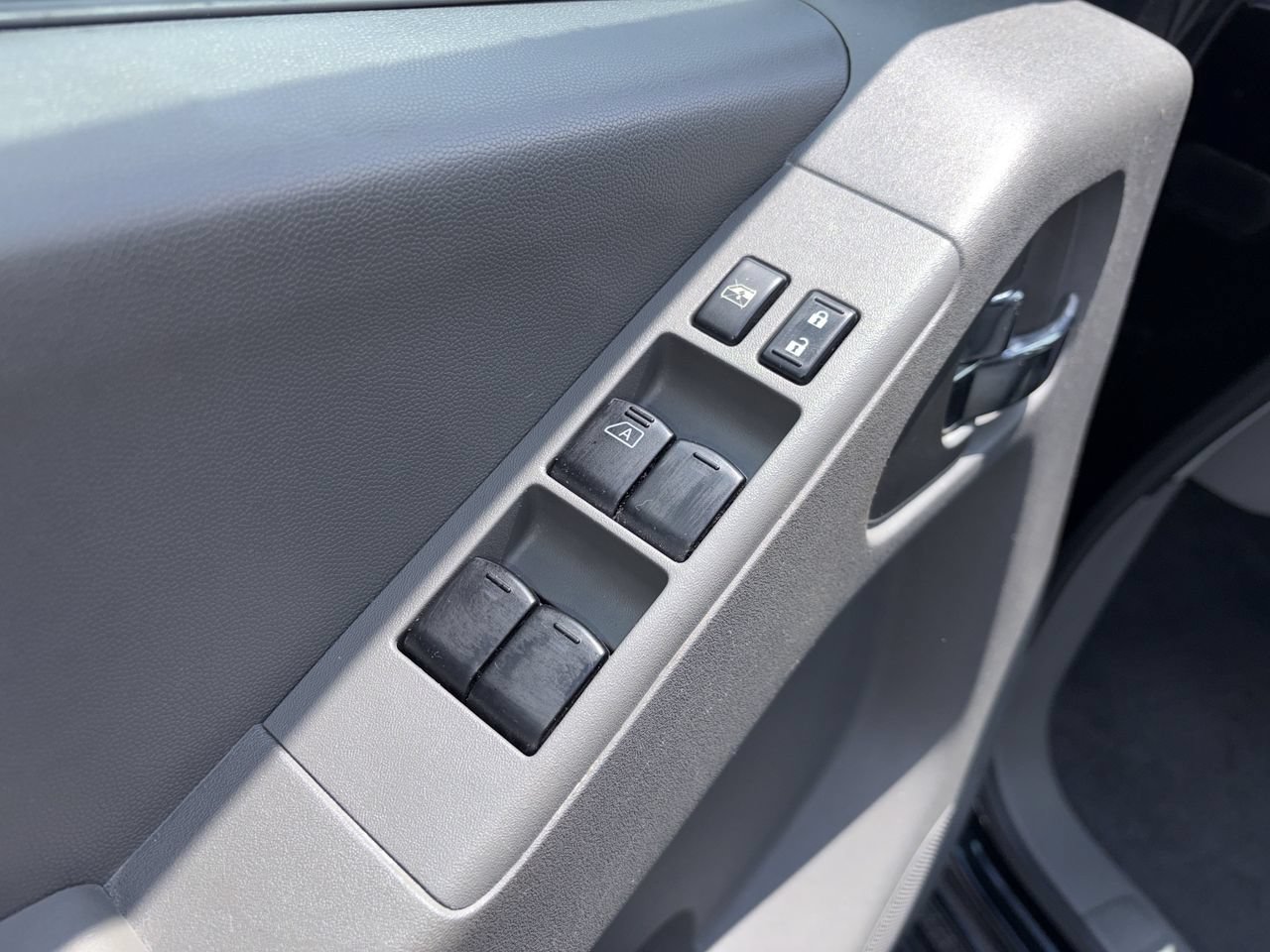 Used 2019 Nissan Frontier SV RWD image 25