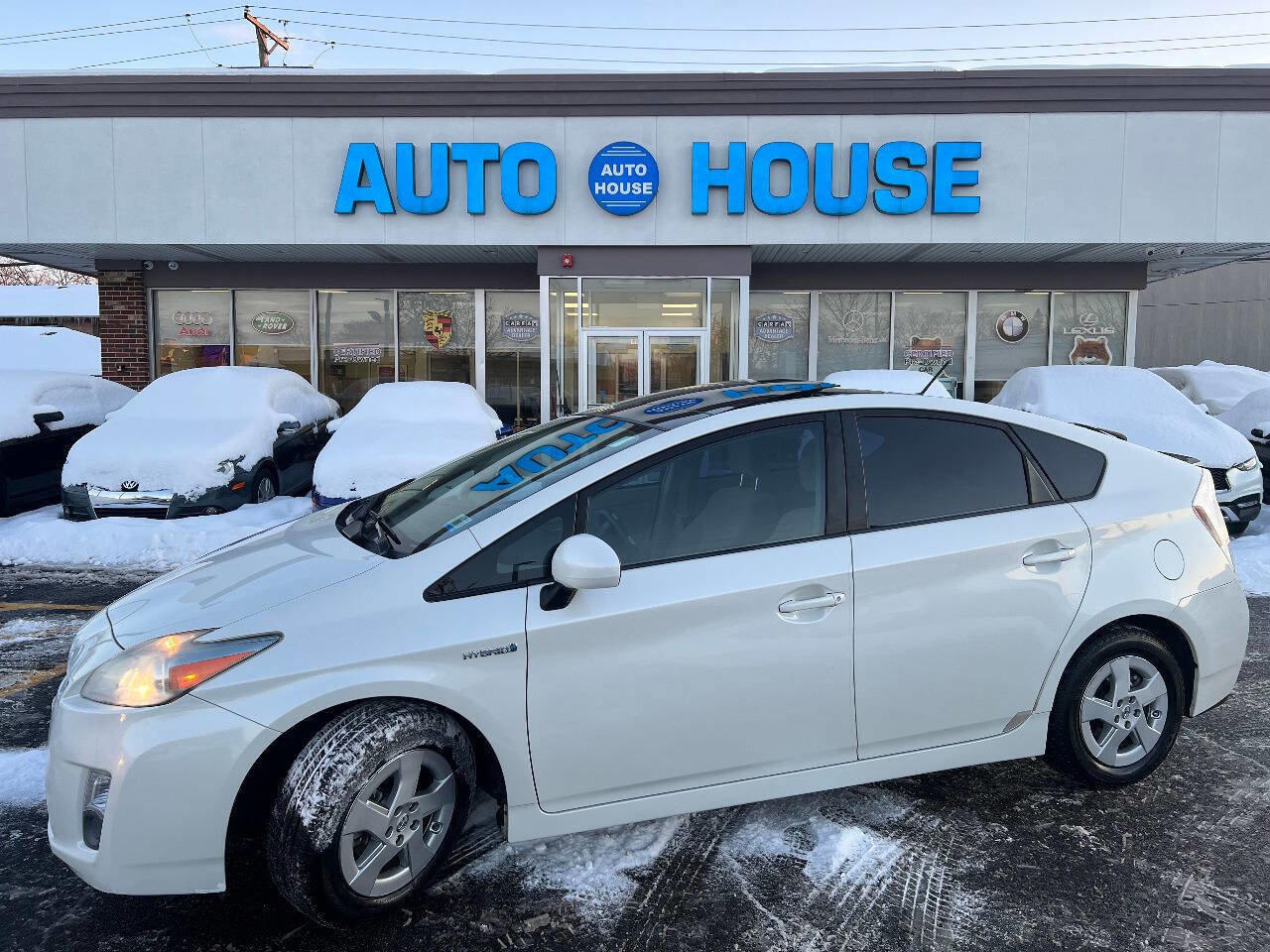 Used 2010 Toyota Prius Three image 1