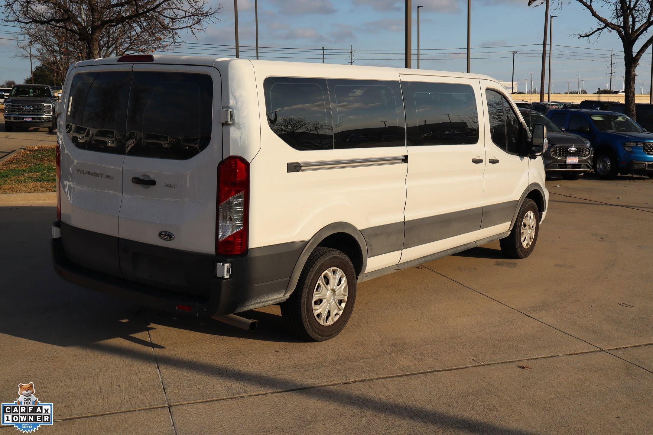 Used 2023 Ford Transit 350 XLT image 2