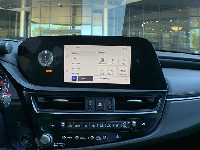 Certified 2023 Lexus ES 350 w/ Premium Package FWD image 16