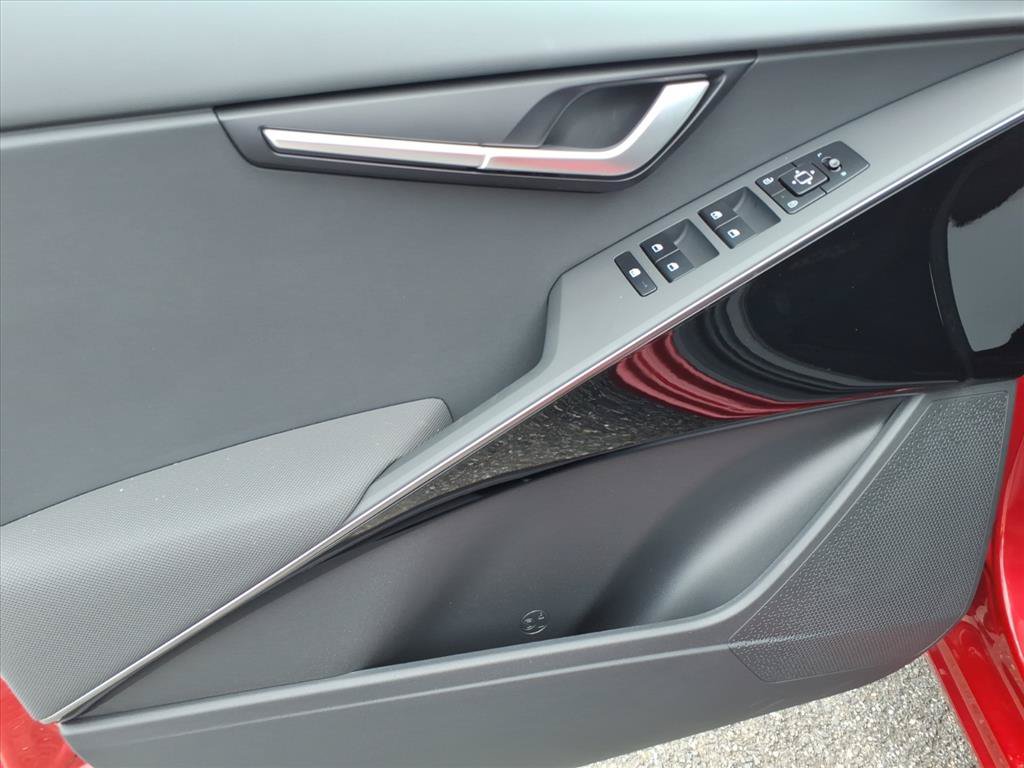 New 2026 Kia Niro EX FWD image 16