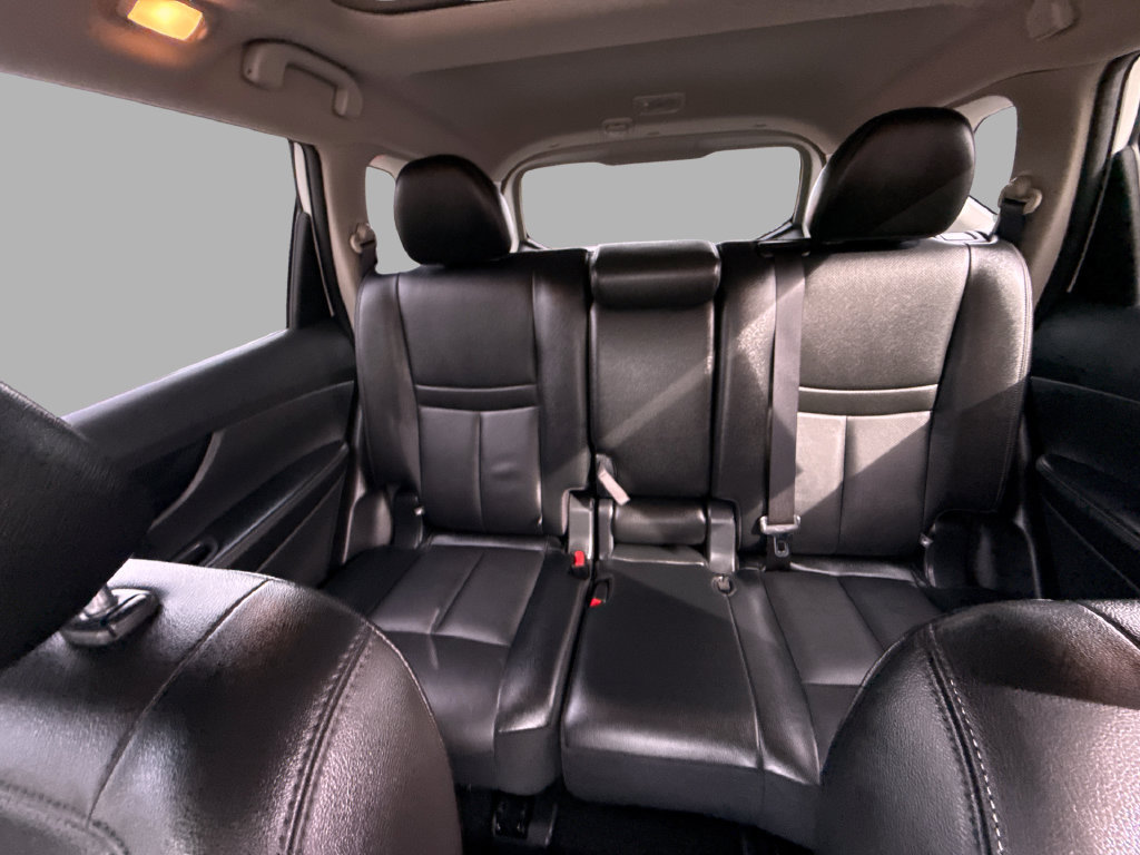 Used 2018 Nissan Rogue SL w/ Premium Package AWD/4WD image 26
