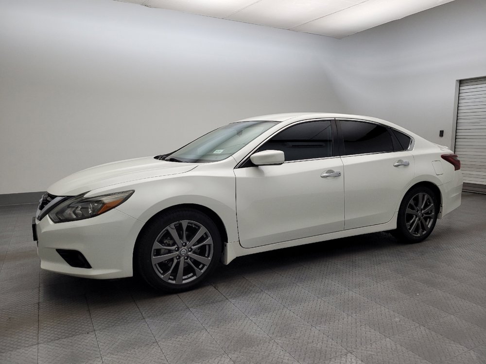Used 2018 Nissan Altima 2.5 SR w/ SR Special Edition image 2