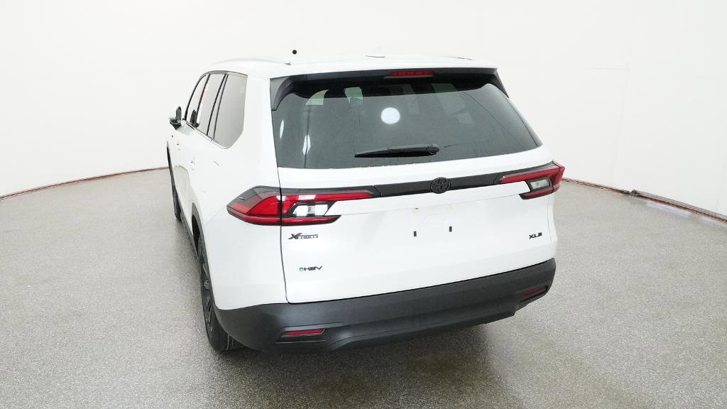 New 2026 Toyota Grand Highlander XLE FWD image 4