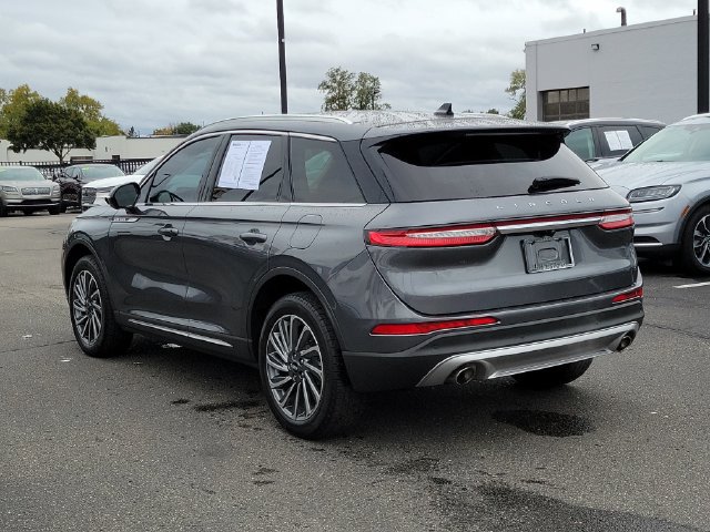 Used 2023 Lincoln Corsair Reserve w/ Equipment Group 201A AWD/4WD image 3