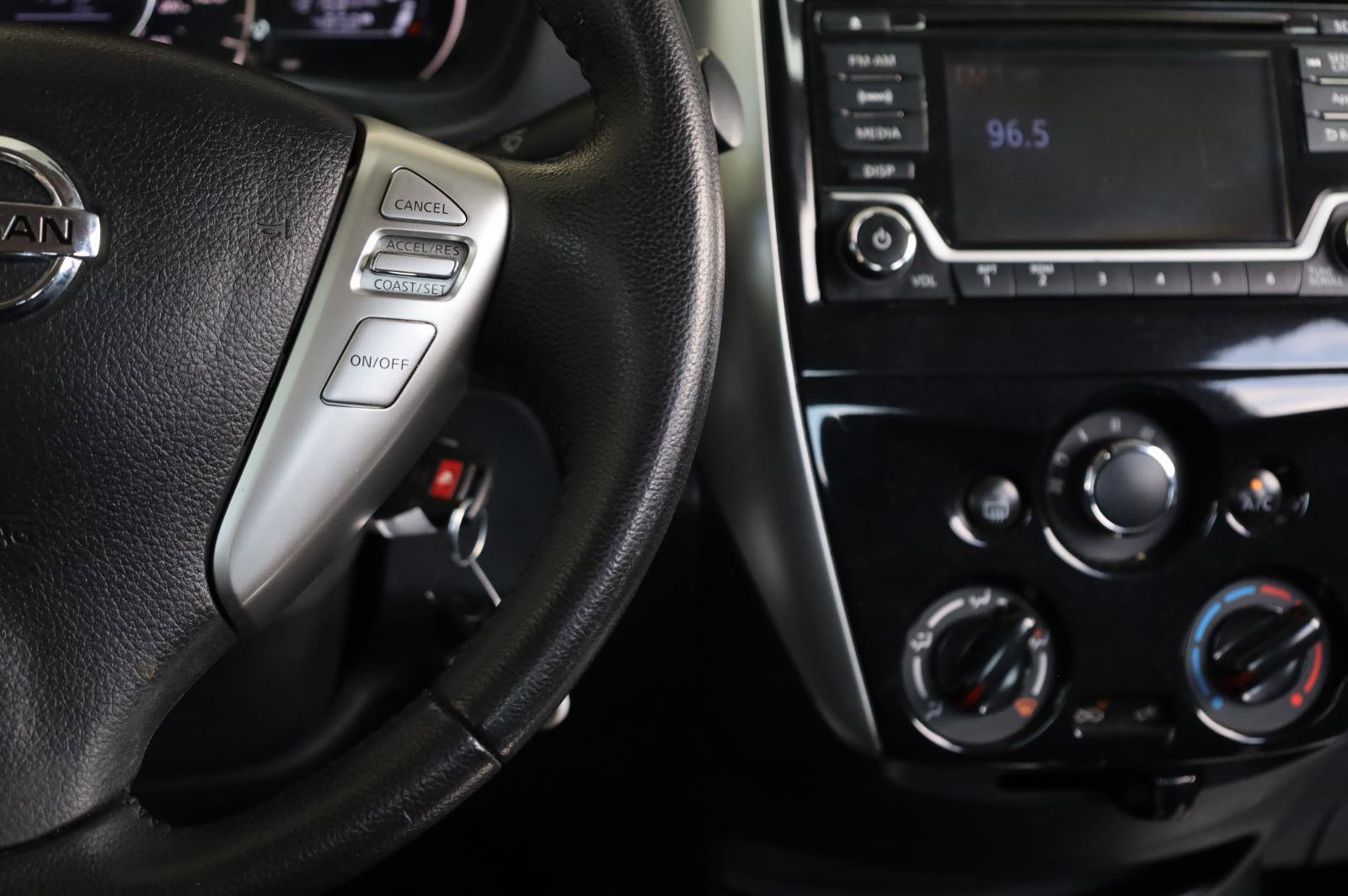 Used 2016 Nissan Versa Note SV FWD image 30