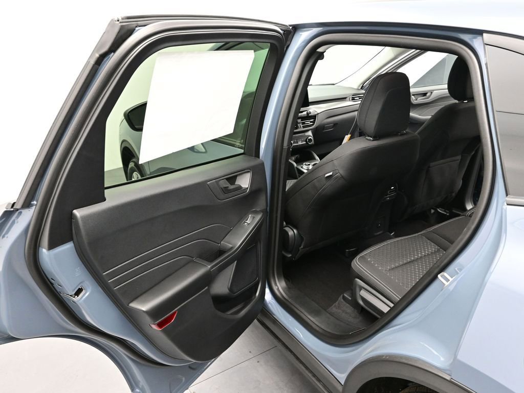 New 2026 Ford Escape Active image 13