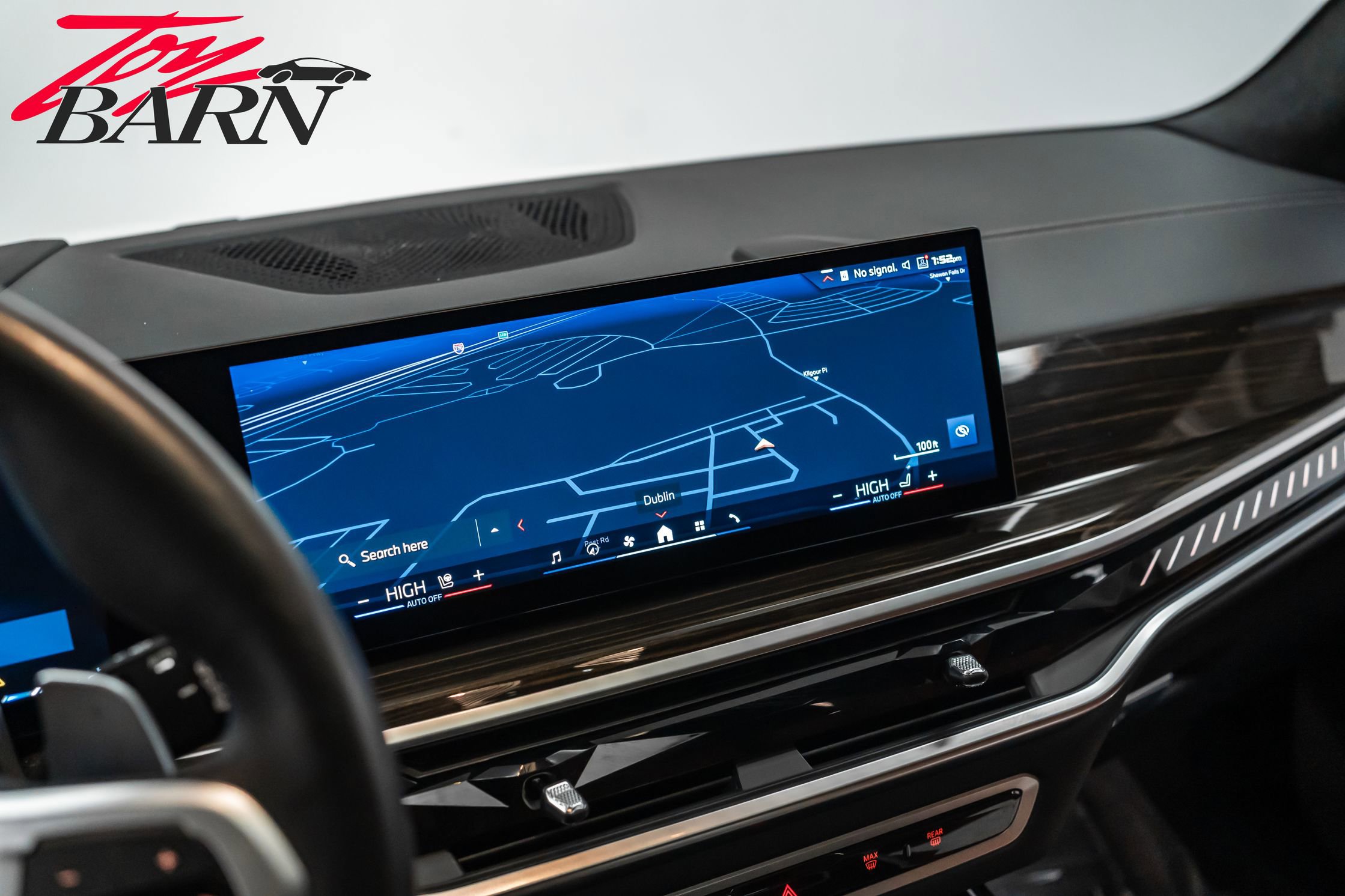 Used 2024 BMW X7 M60i w/ Executive Package image 40