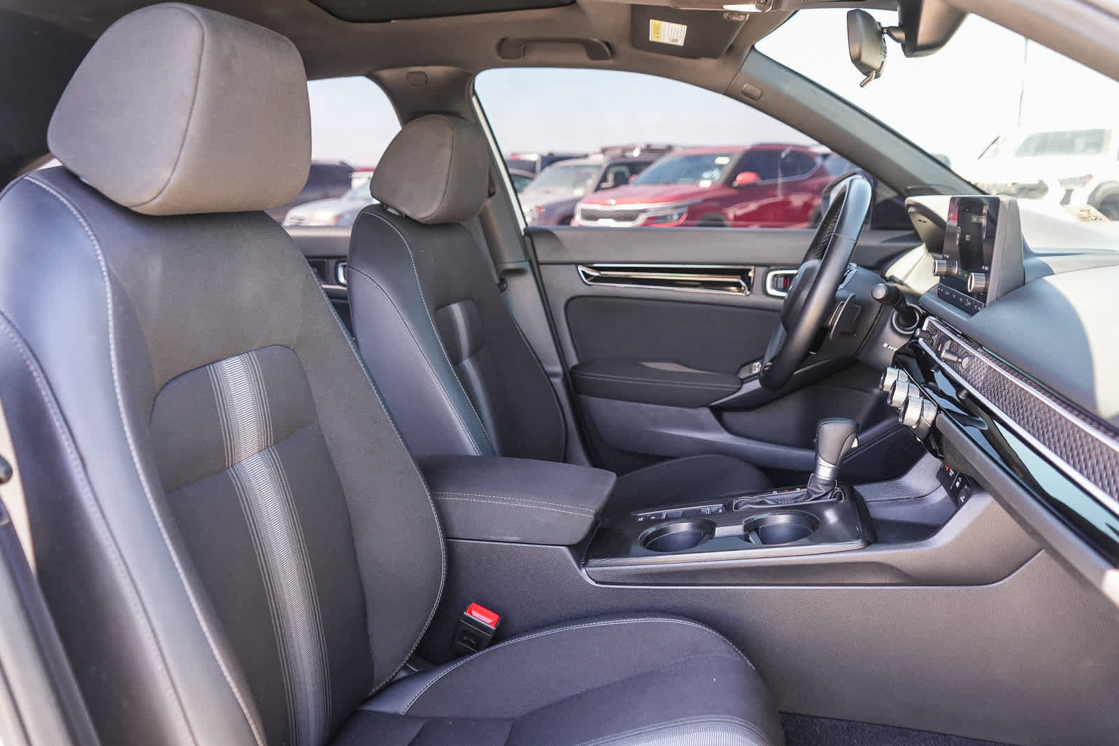 Used 2025 Honda Civic Sport image 16