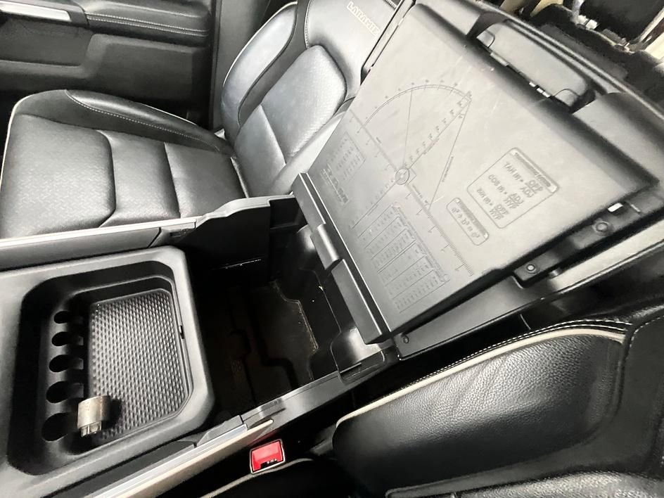 Used 2019 RAM 1500 Laramie AWD/4WD image 27