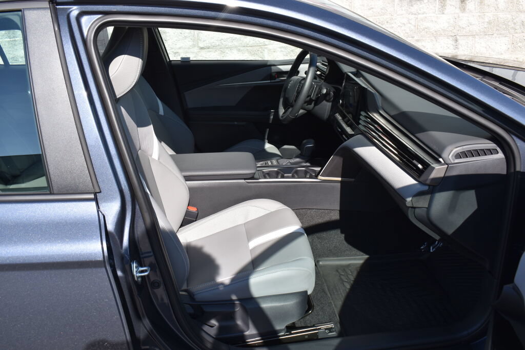 Certified 2026 Toyota Camry SE w/ Convenience Package AWD/4WD image 25