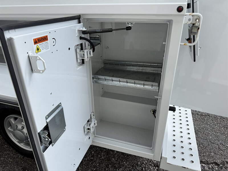 Used 2023 Ford E-350 and Econoline 350 Super Duty w/ Power Windows & Locks Group RWD image 30