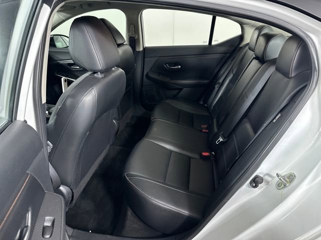 Used 2021 Nissan Sentra SR w/ SR Premium Package image 25