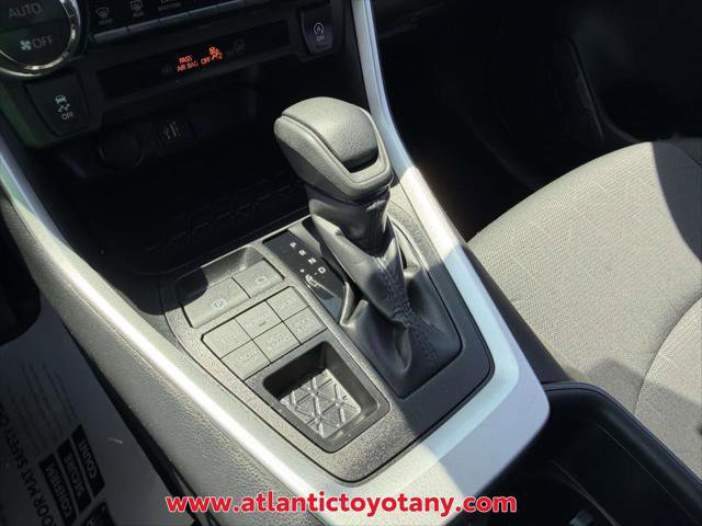 Certified 2025 Toyota RAV4 XLE AWD/4WD image 22