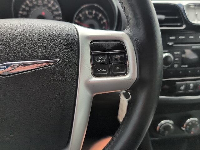 Used 2013 Chrysler 200 Touring w/ Cold Weather Group FWD image 16