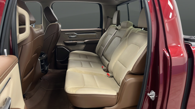 Used 2019 RAM 1500 Laramie AWD/4WD image 22
