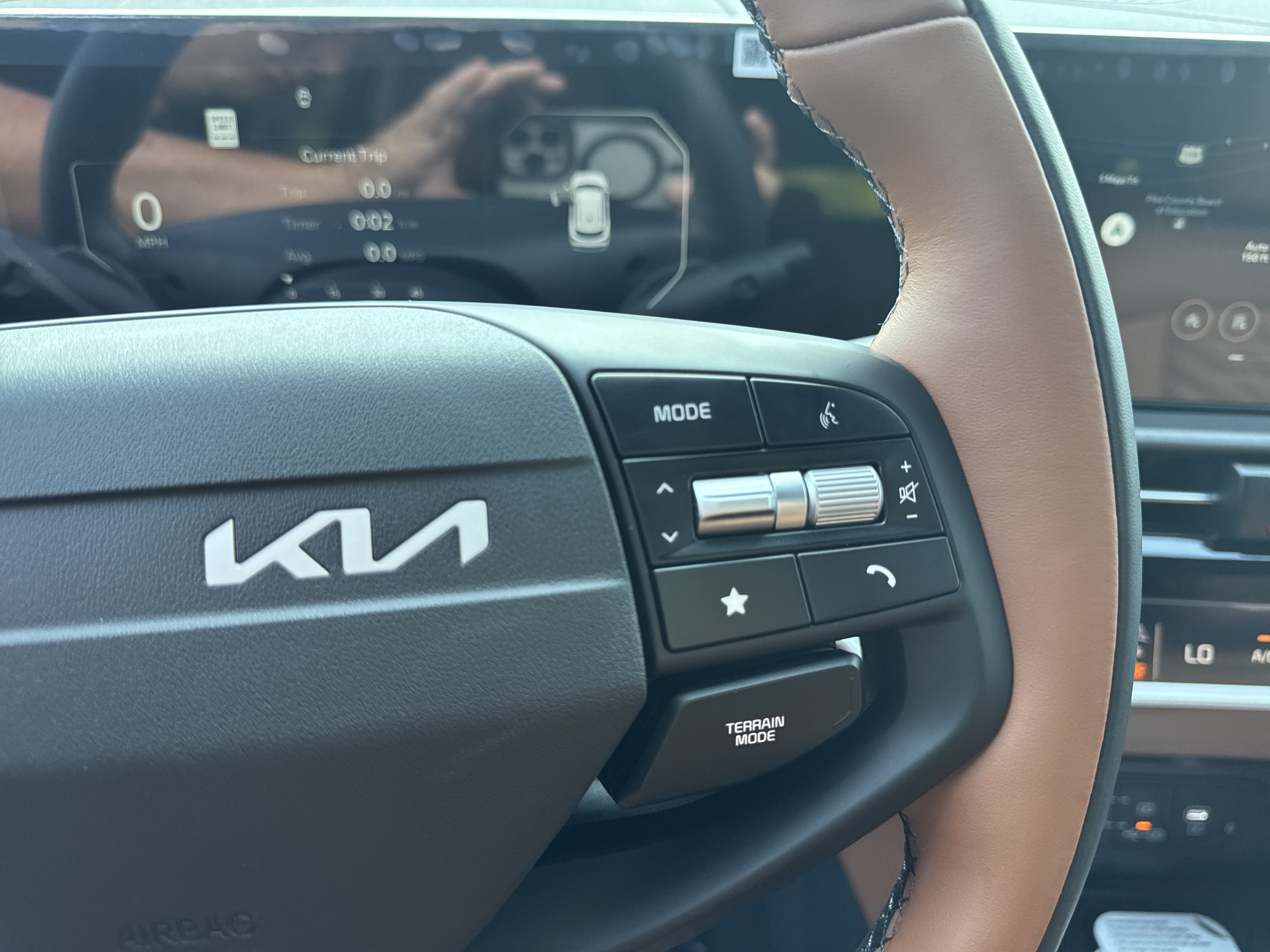 New 2026 Kia Sportage X-Line w/ X-Line Technology Package AWD/4WD image 13