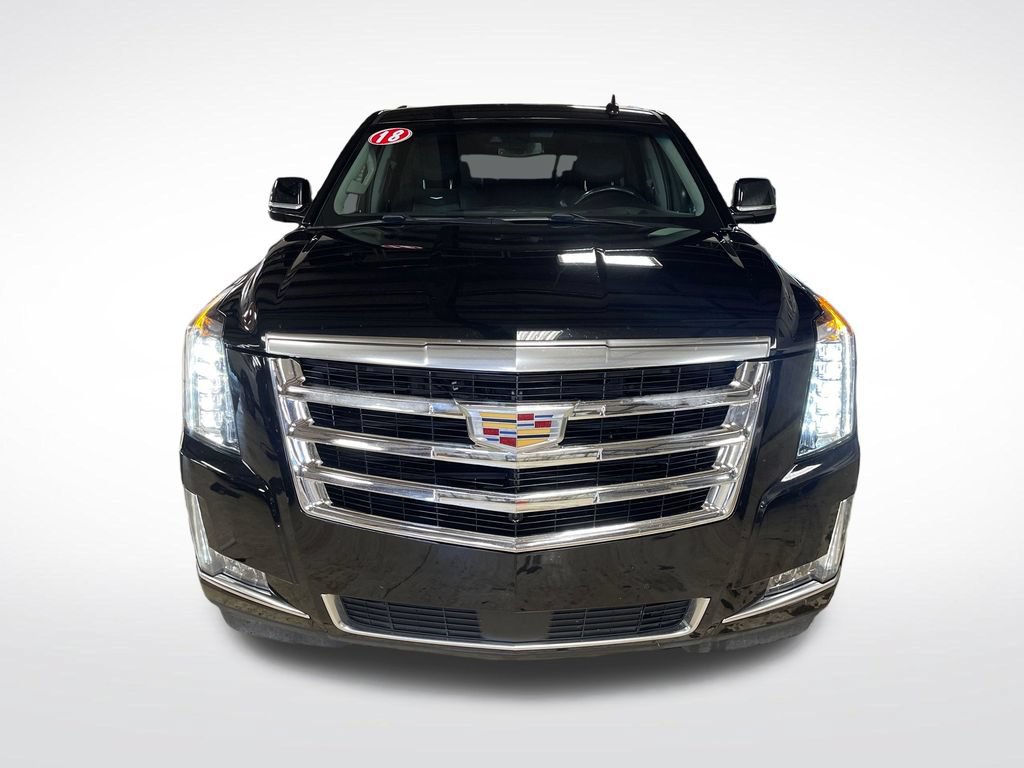 Used 2018 Cadillac Escalade ESV Premium Luxury w/ LPO, Radiant Package AWD/4WD image 11