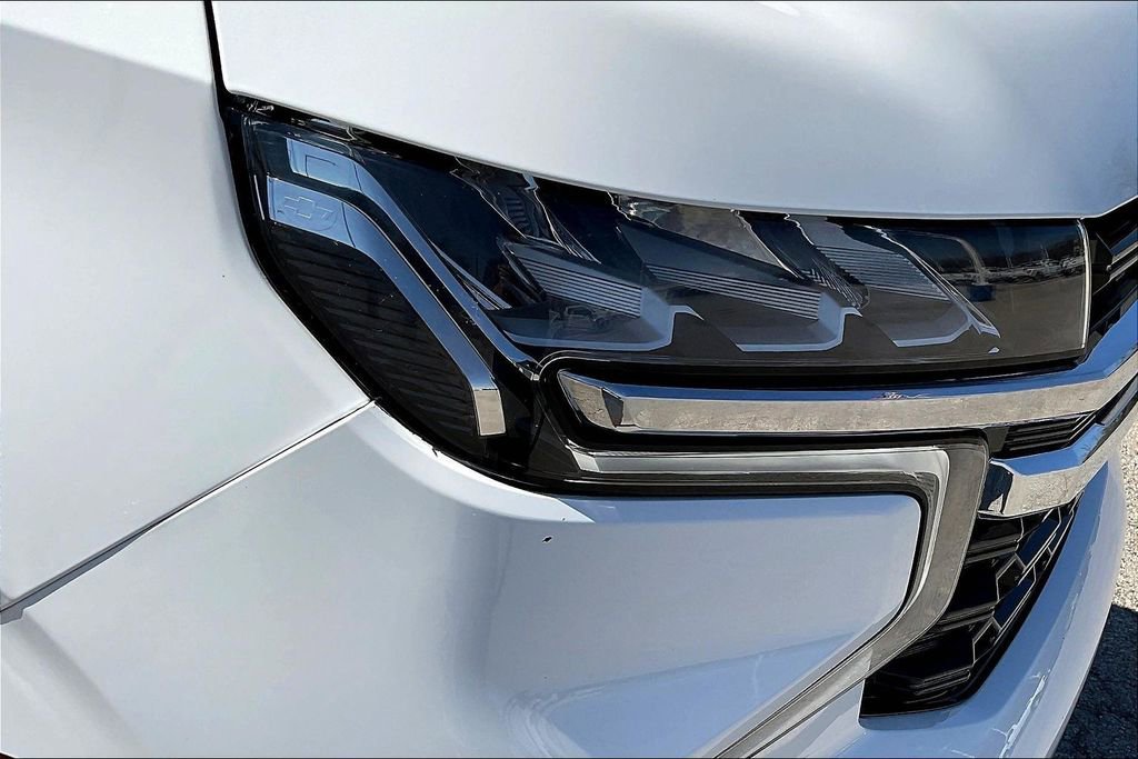 Used 2021 Chevrolet Suburban LS image 32