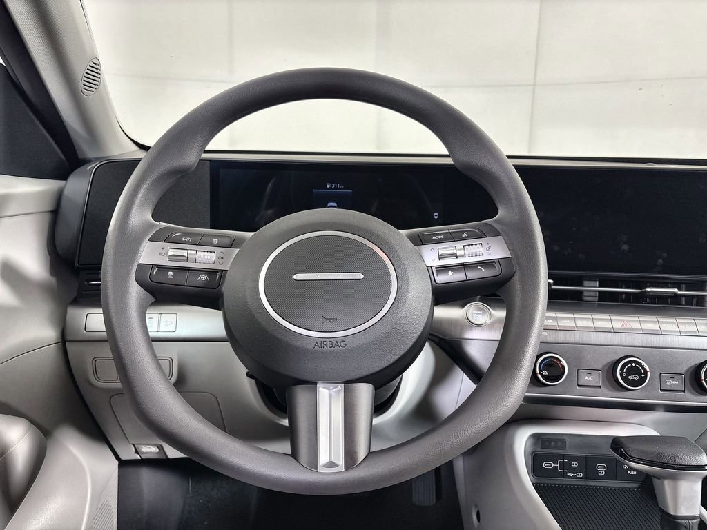 New 2026 Hyundai Kona SE FWD image 11