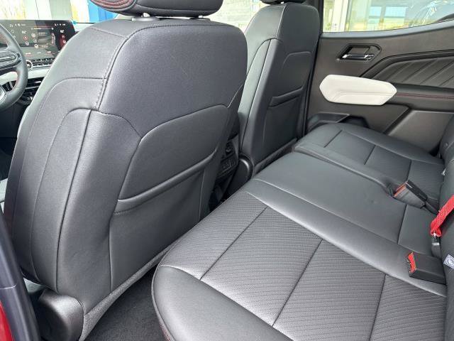 New 2026 GMC Canyon AT4X w/ LPO, Black Badging Package AWD/4WD image 23