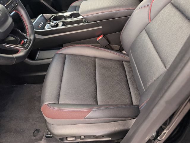 Used 2025 Chevrolet Equinox RS w/ Safety and Technology Package AWD/4WD image 20