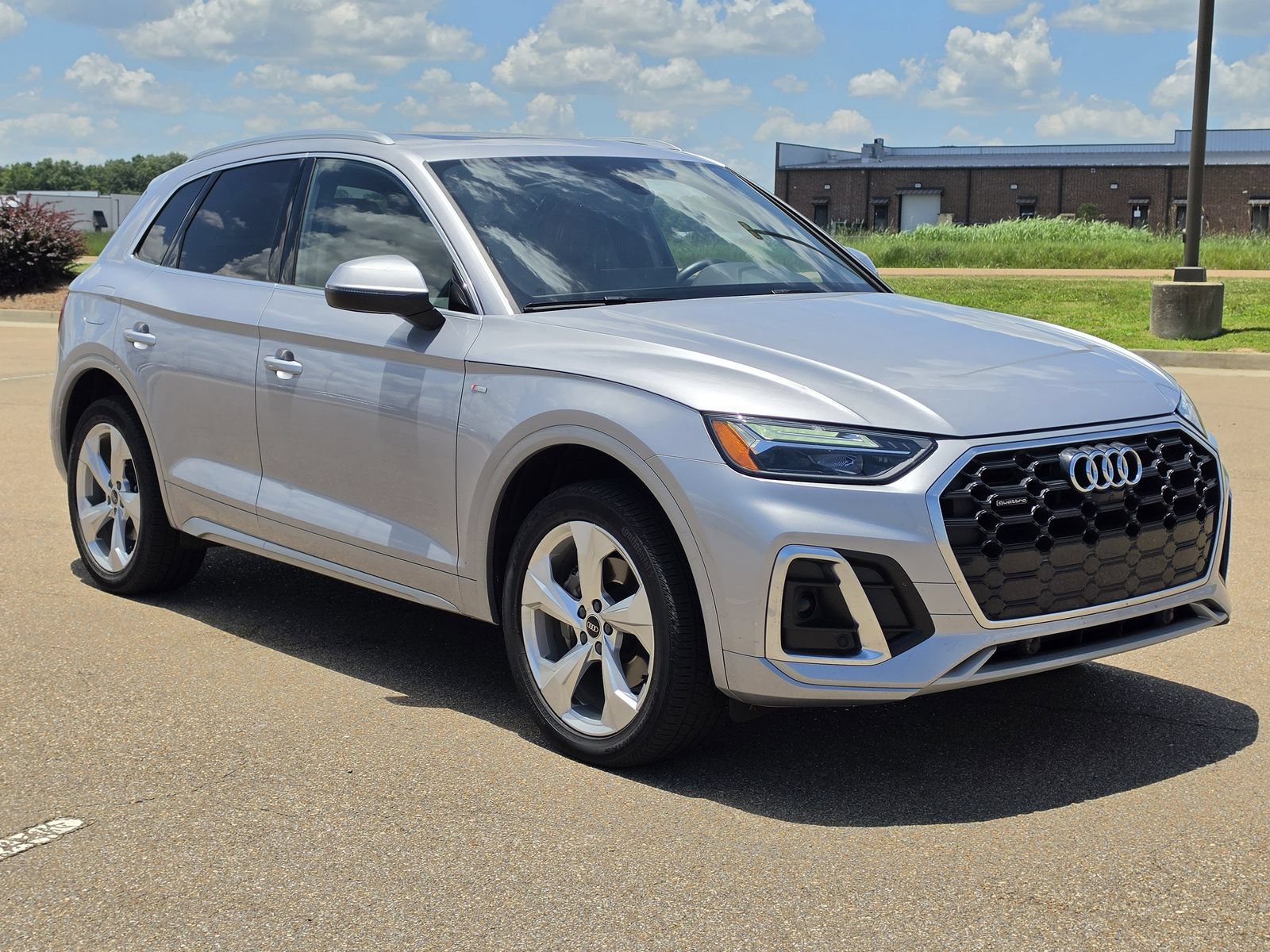 Used 2024 Audi Q5 2.0T Premium Plus AWD/4WD image 3