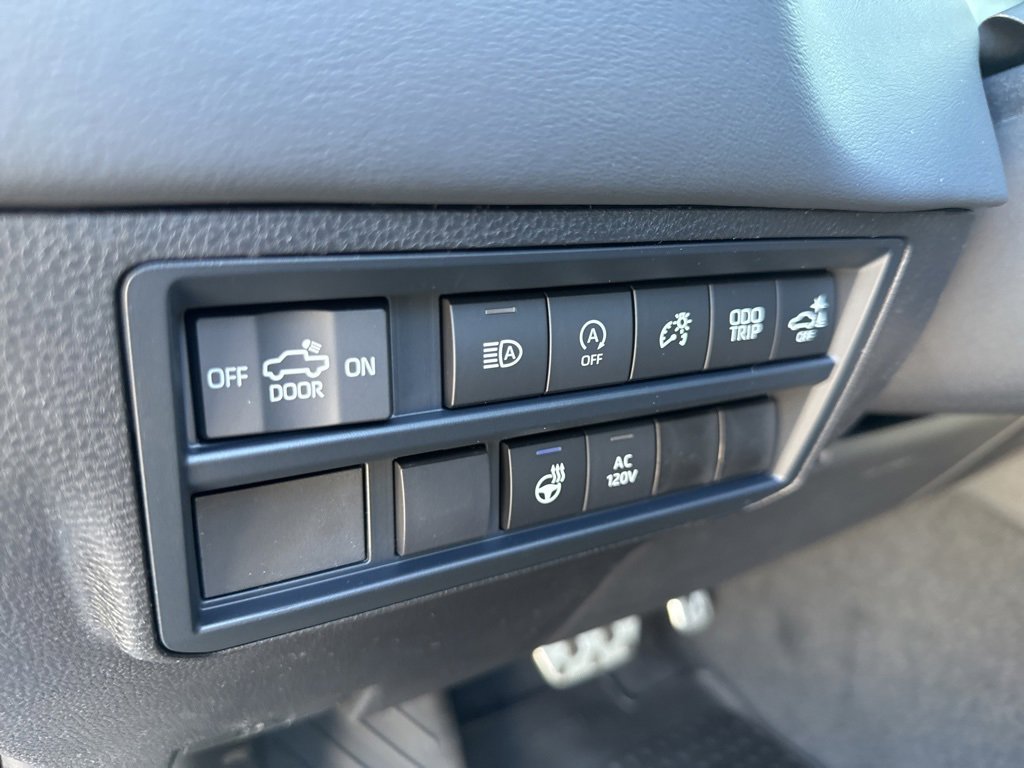 New 2026 Toyota Tundra Platinum image 28