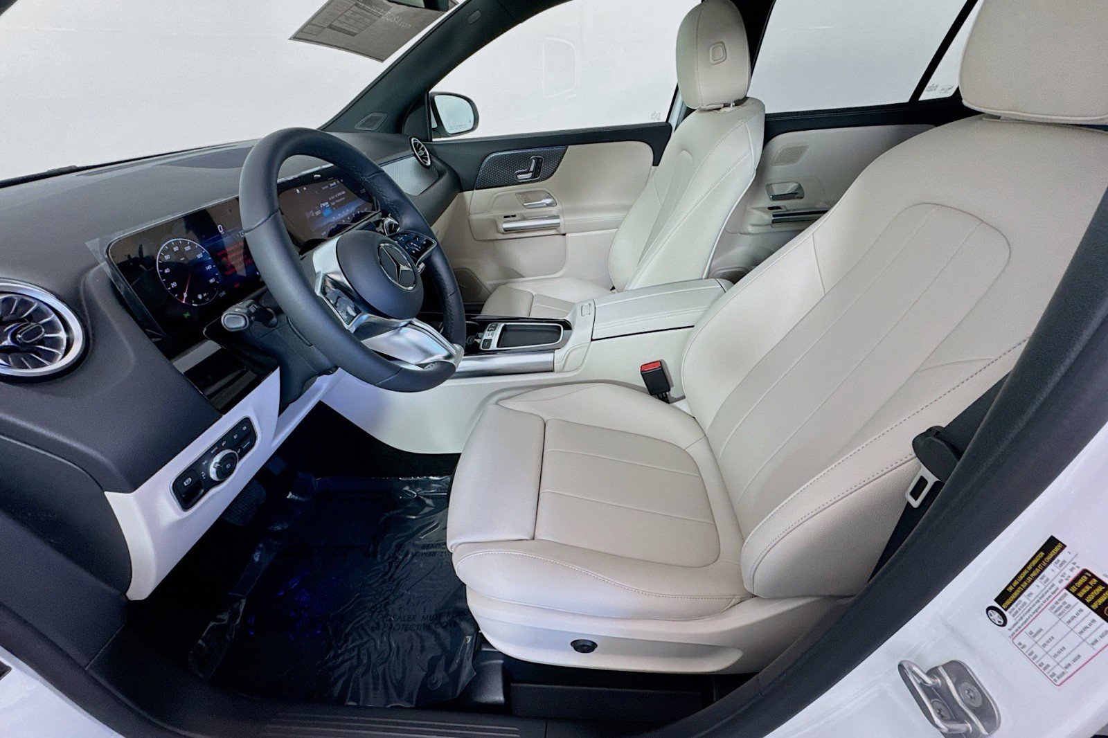 New 2025 Mercedes-Benz GLA 250 image 18