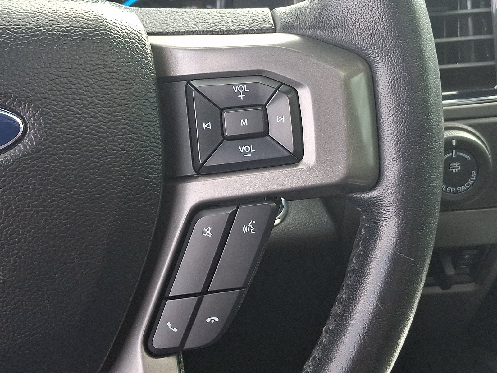 Used 2021 Ford Expedition XLT AWD/4WD image 25