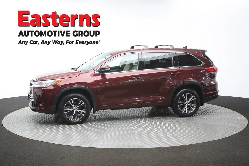 Used 2018 Toyota Highlander Plus AWD/4WD image 58